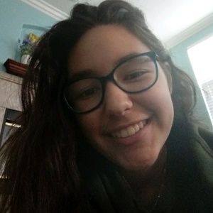 Meet your Posher, Alyssa